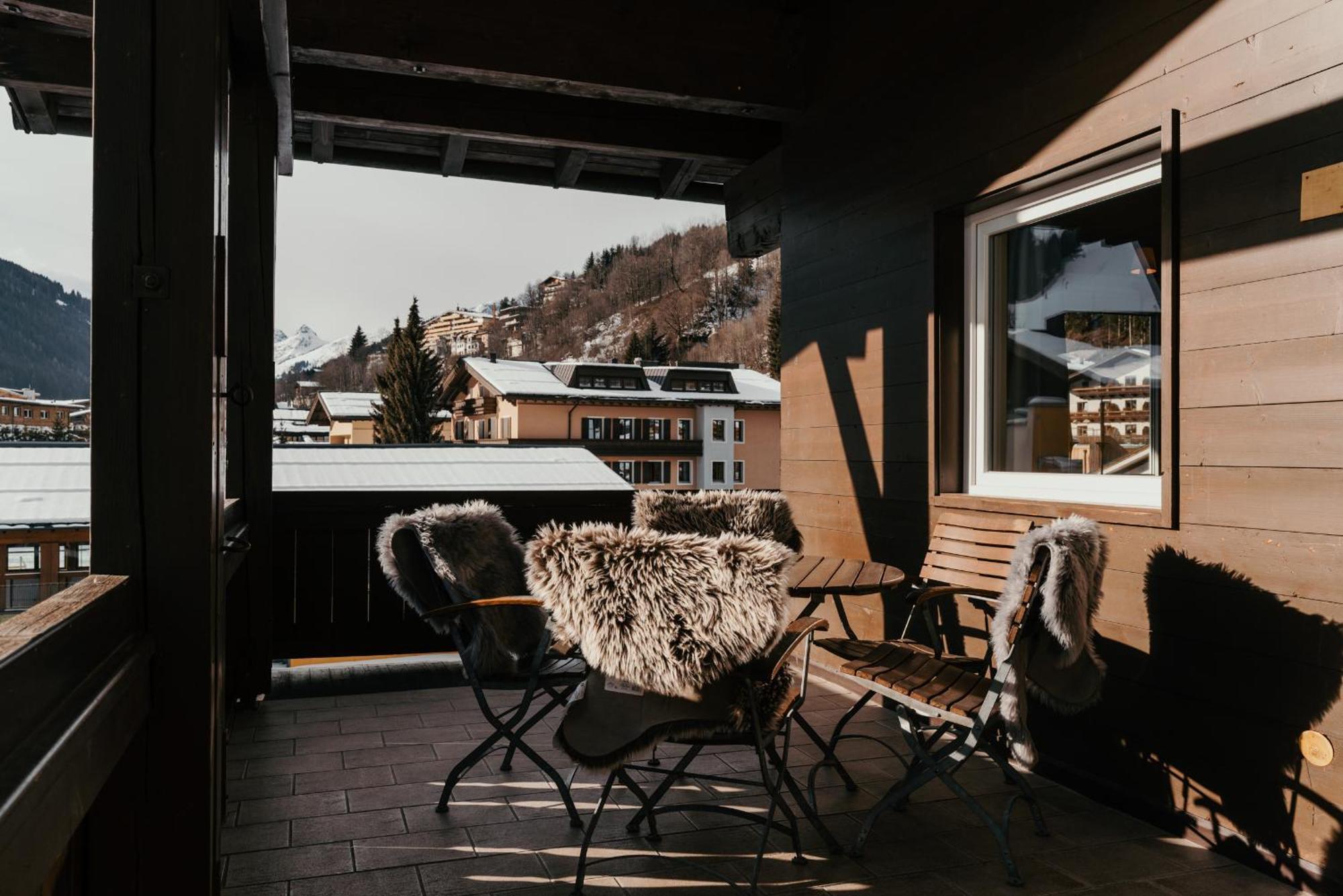 Dorfhotel Glucksschmiede Saalbach-Hinterglemm Exteriör bild